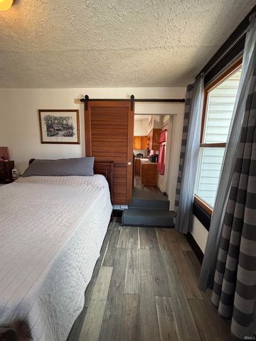 451 Miller Avenue, Clarksville, IN 47129