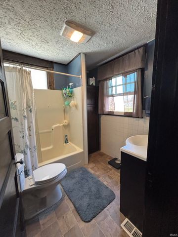 451 Miller Avenue, Clarksville, IN 47129