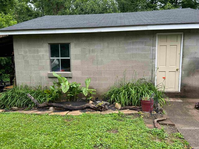 451 Miller Avenue, Clarksville, IN 47129