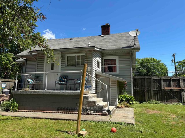 451 Miller Avenue, Clarksville, IN 47129