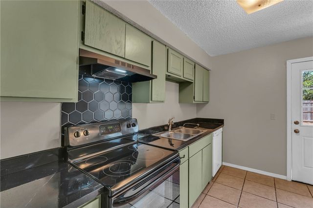 1260 Walnut Place, Elkins, AR 72727