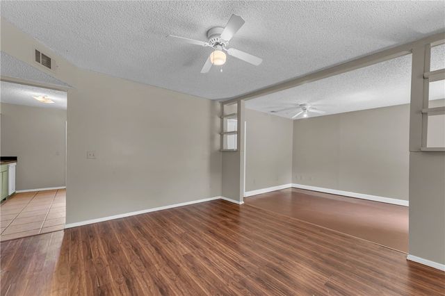 1260 Walnut Place, Elkins, AR 72727