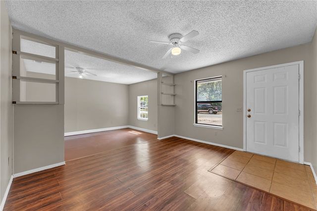 1260 Walnut Place, Elkins, AR 72727