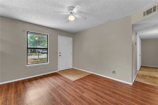 1260 Walnut Place, Elkins, AR 72727
