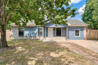 1260 Walnut Place, Elkins, AR 72727