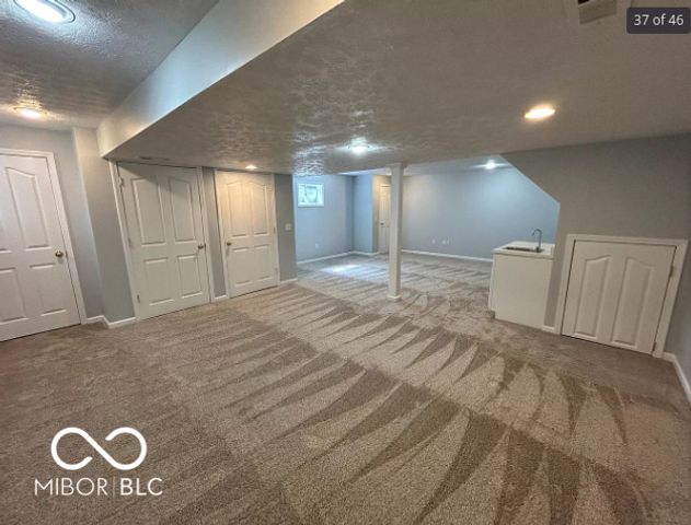 12423 Windbush Way, Carmel, IN 46033