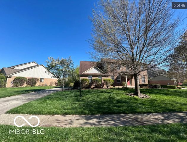 12423 Windbush Way, Carmel, IN 46033