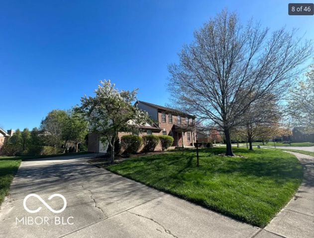 12423 Windbush Way, Carmel, IN 46033