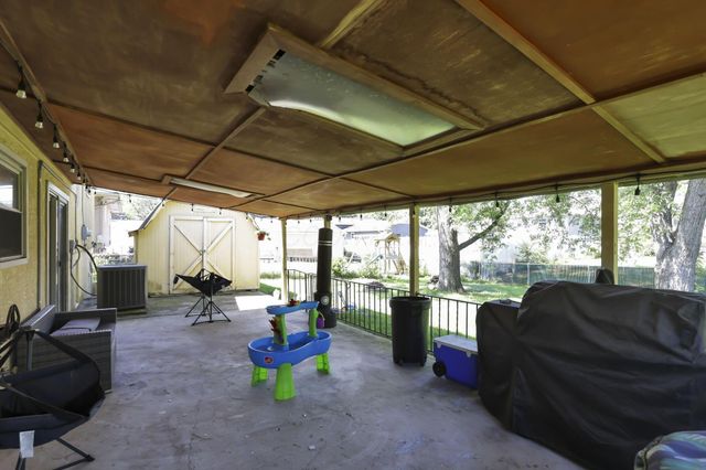 439 Foxwood Drive, Columbus, OH 43230