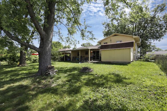 439 Foxwood Drive, Columbus, OH 43230