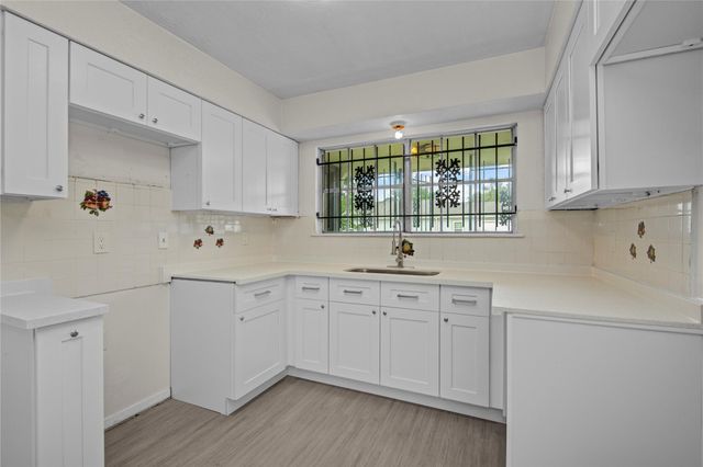 7329 Gleason Road, Houston, TX 77016