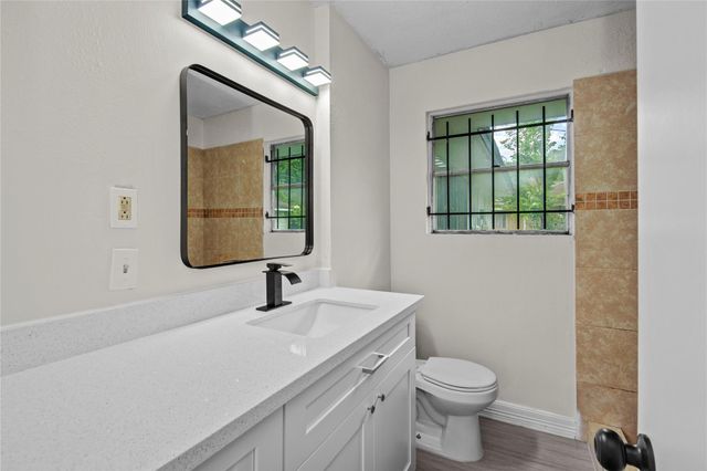 7329 Gleason Road, Houston, TX 77016