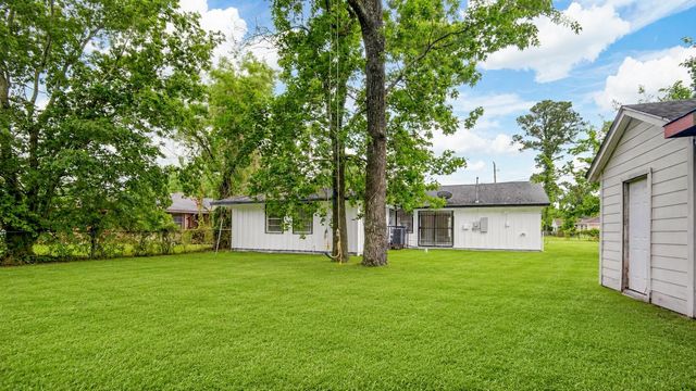 7329 Gleason Road, Houston, TX 77016
