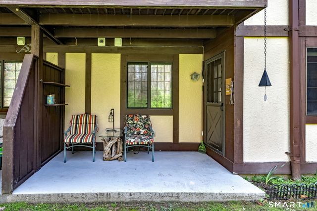 407 Swanson Crescent 407, Milford, CT 06461