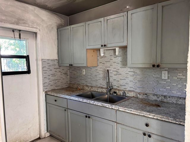 840 W 2nd Street, Riviera Beach, FL 33404