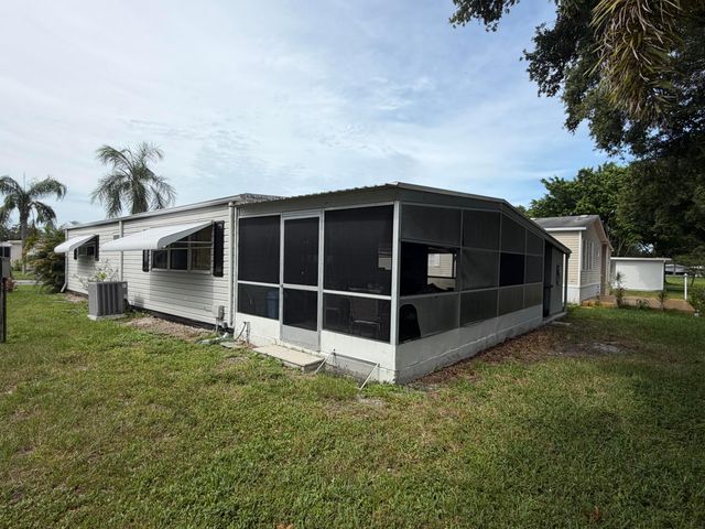 8167 SANDALWOOD Court, Boca Raton, FL 33433