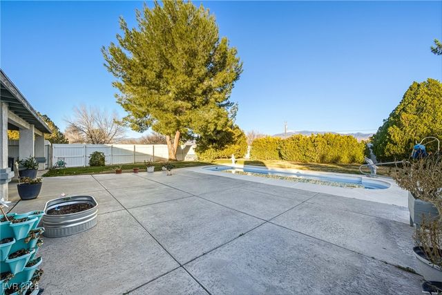 3581 Unicorn Avenue, Pahrump, NV 89048