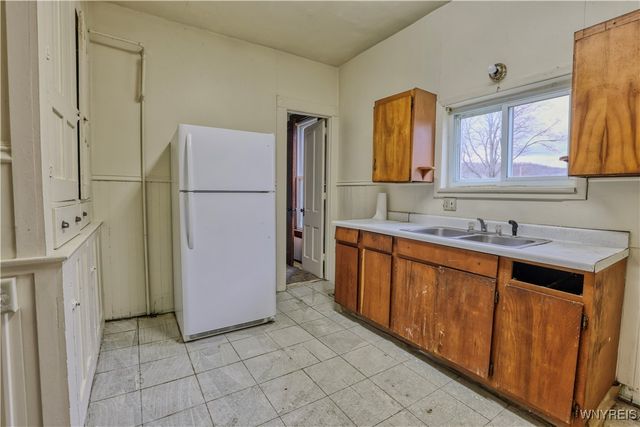 7 Franklin Street, Franklinville, NY 14737