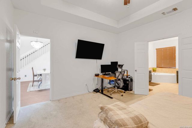 11927 Curtis Hill, San Antonio, TX 78254