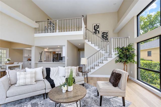 806 SANDRINGHAM LANE, Lutz, FL 33549