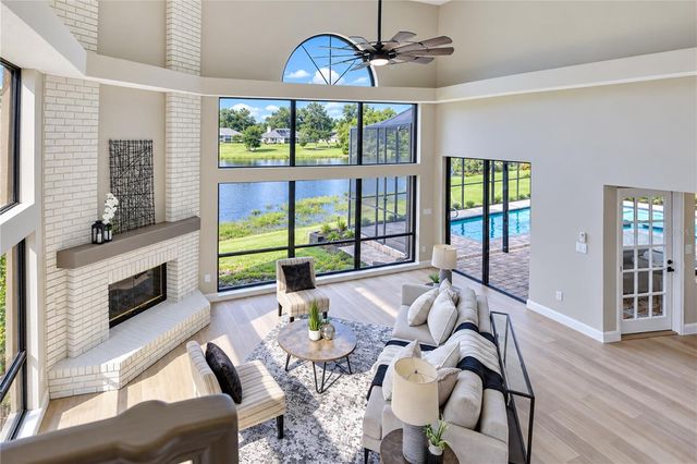 806 SANDRINGHAM LANE, Lutz, FL 33549