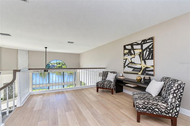 806 SANDRINGHAM LANE, Lutz, FL 33549