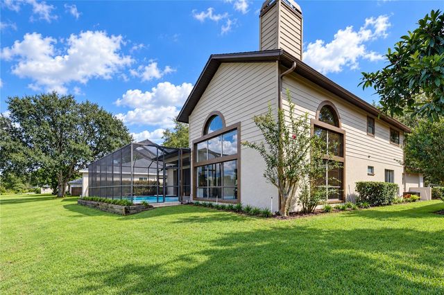 806 SANDRINGHAM LANE, Lutz, FL 33549