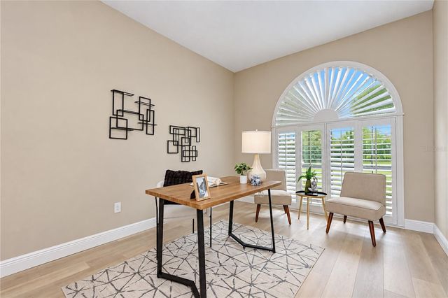 806 SANDRINGHAM LANE, Lutz, FL 33549