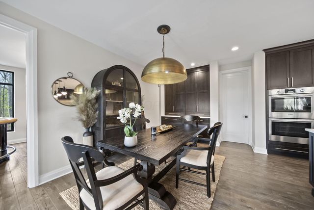 101 Lake Bluff Drive, Columbus, OH 43235