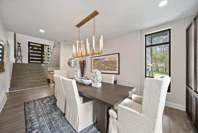 101 Lake Bluff Drive, Columbus, OH 43235