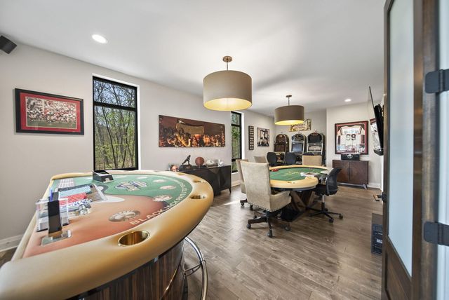 101 Lake Bluff Drive, Columbus, OH 43235
