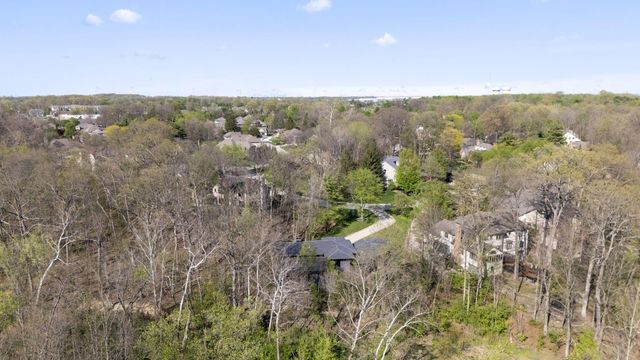 101 Lake Bluff Drive, Columbus, OH 43235