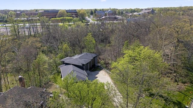 101 Lake Bluff Drive, Columbus, OH 43235