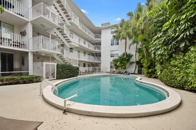 401 Peruvian Avenue 1010, Palm Beach, FL 33480