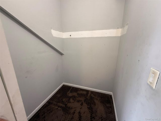 15 Mirin Avenue, Roosevelt, NY 11575