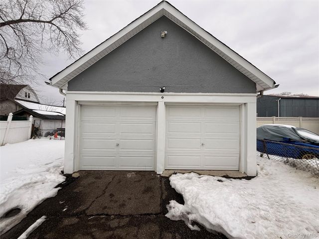 15 Mirin Avenue, Roosevelt, NY 11575