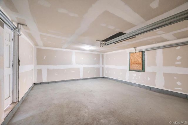 15 Mirin Avenue, Roosevelt, NY 11575