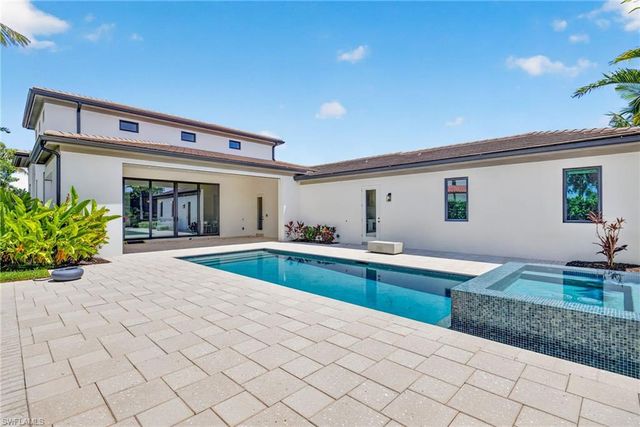 16696 Lucarno WAY, Naples, FL 34110