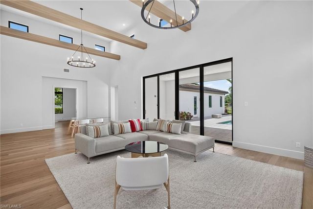 16696 Lucarno WAY, Naples, FL 34110