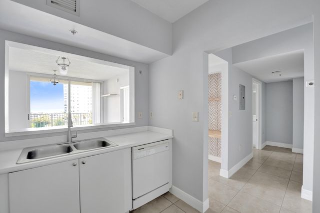 3020 NE 32nd Avenue 807, Fort Lauderdale, FL 33308