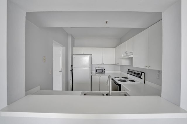 3020 NE 32nd Avenue 807, Fort Lauderdale, FL 33308