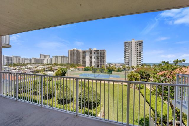 3020 NE 32nd Avenue 807, Fort Lauderdale, FL 33308