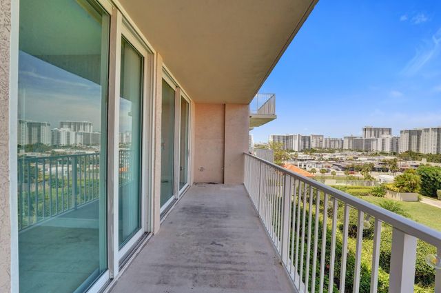 3020 NE 32nd Avenue 807, Fort Lauderdale, FL 33308