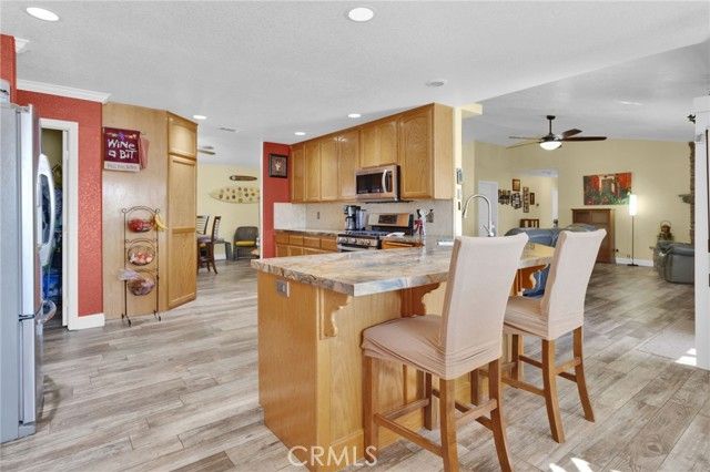 18311 Owatonna Road, Apple Valley, CA 92307