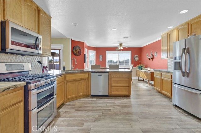 18311 Owatonna Road, Apple Valley, CA 92307