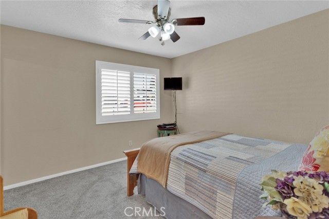 18311 Owatonna Road, Apple Valley, CA 92307