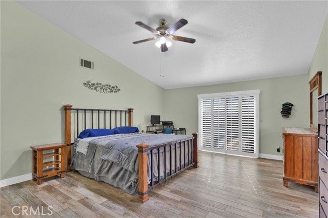 18311 Owatonna Road, Apple Valley, CA 92307