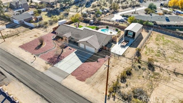 18311 Owatonna Road, Apple Valley, CA 92307