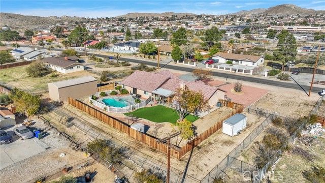 18311 Owatonna Road, Apple Valley, CA 92307