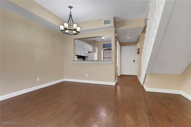 1096 Woodshire LN C202, Naples, FL 34105